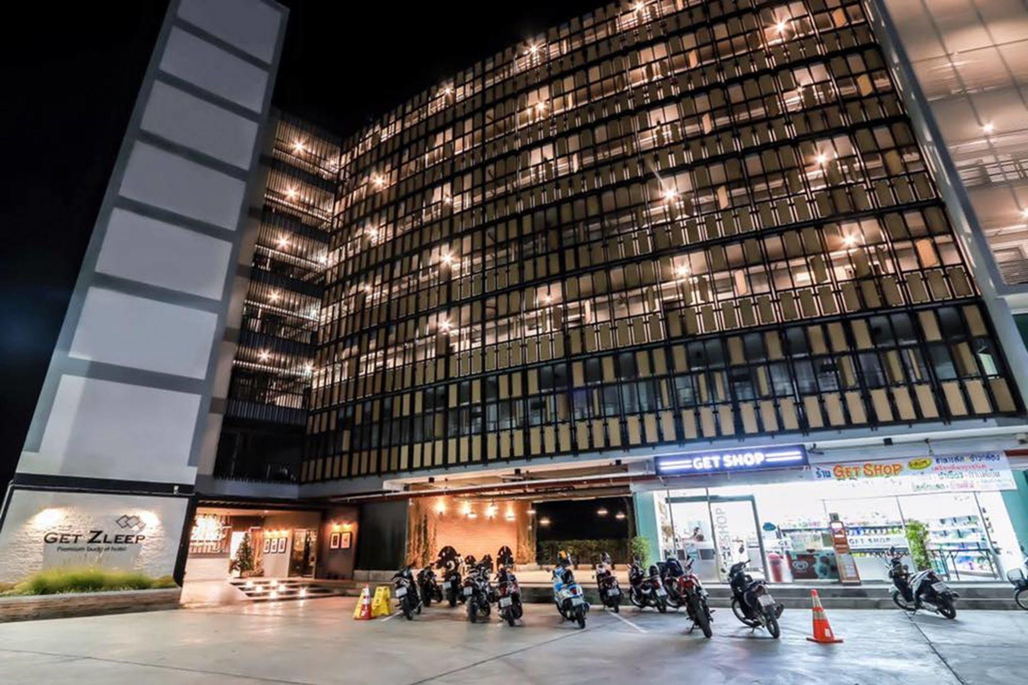 ゲット ズリープ プレミアム バジェット ホテル チエンマイ エクステリア 写真